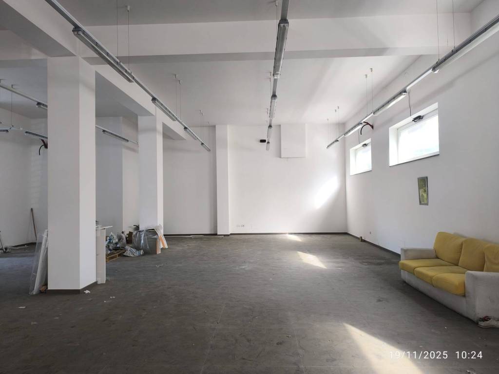 negozio in affitto a Fisciano