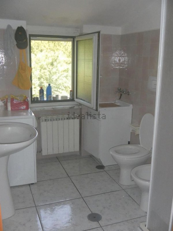 casa indipendente in affitto a Fisciano