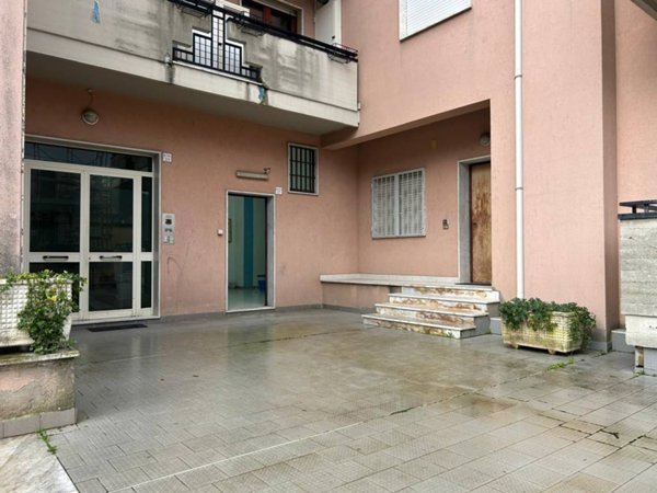 negozio in affitto a Fisciano