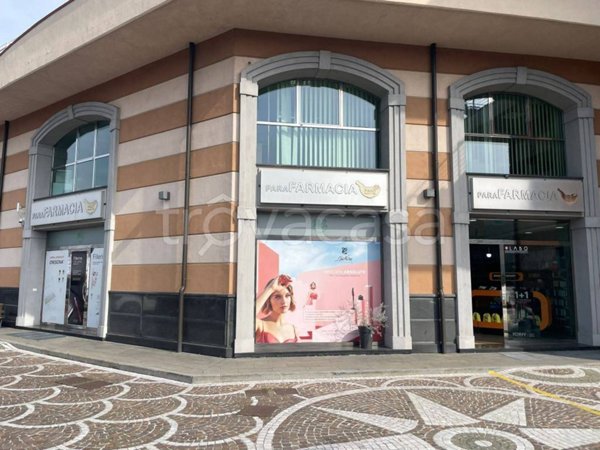 negozio in affitto a Fisciano