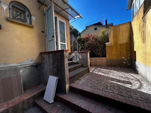 casa indipendente in affitto a Fisciano