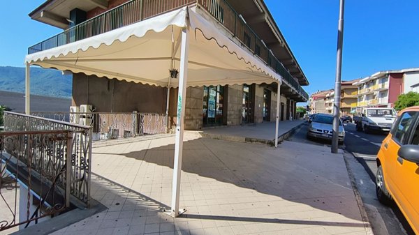 locale commerciale in affitto a Giffoni Valle Piana