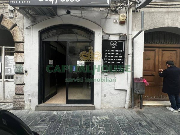 negozio in affitto a Mercato San Severino in zona San Vincenzo