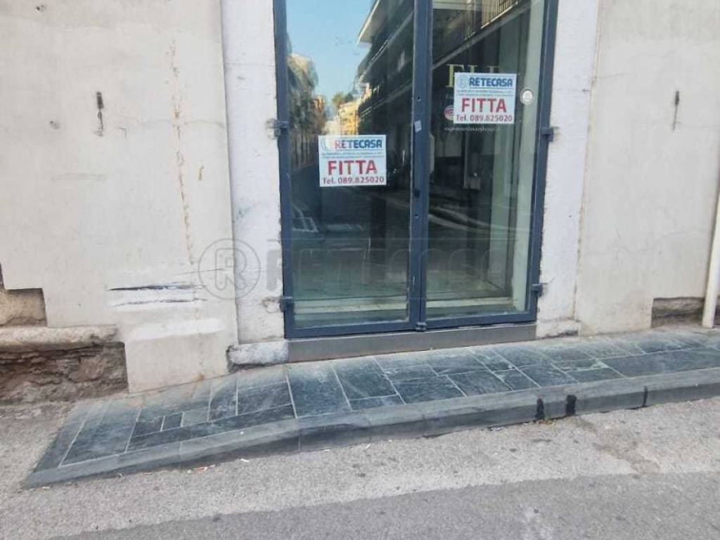 locale commerciale in affitto a Mercato San Severino