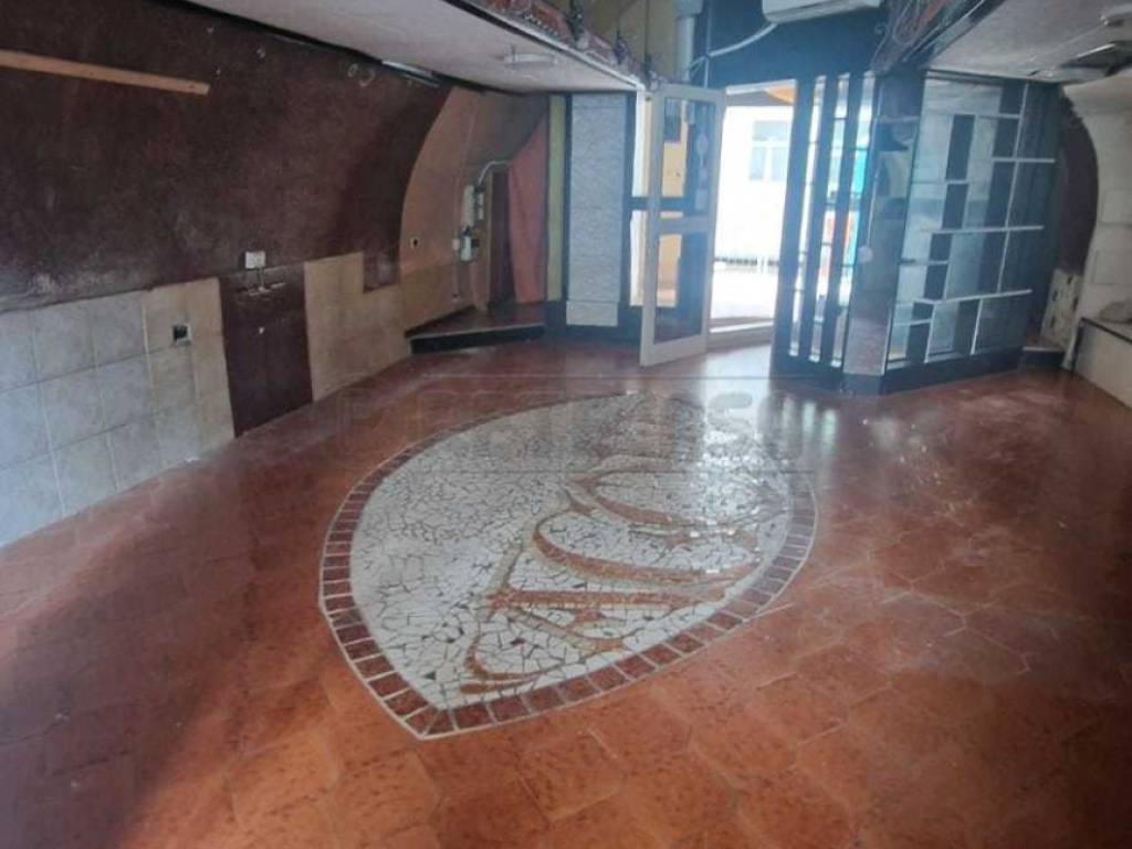 negozio in affitto a Mercato San Severino