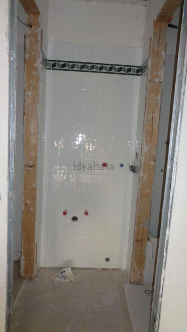 locale commerciale in affitto a Mercato San Severino