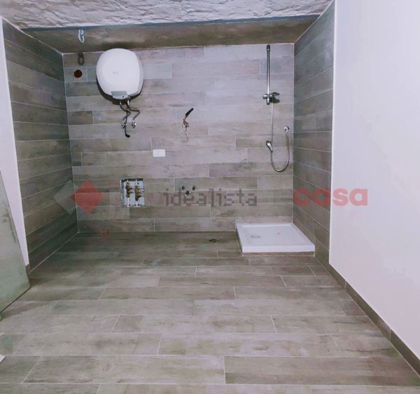 negozio in affitto a Mercato San Severino