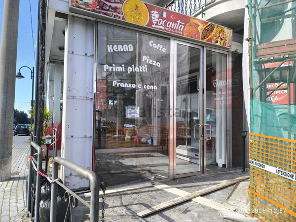 locale commerciale in affitto a Mercato San Severino in zona Curteri