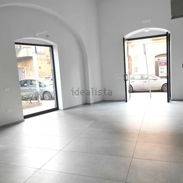 negozio in affitto a Mercato San Severino