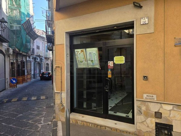 locale commerciale in affitto a Mercato San Severino