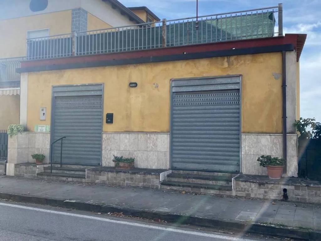 negozio in affitto a Montecorice in zona Agnone