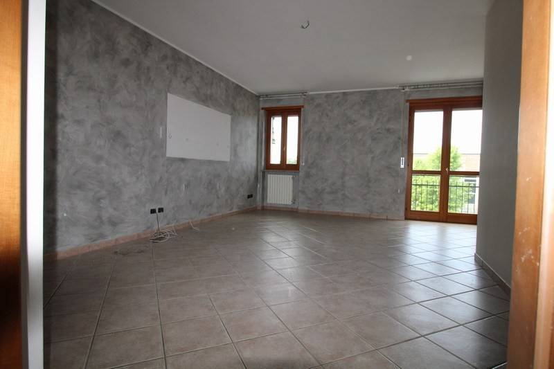 appartamento in affitto a Cherasco in zona Roreto