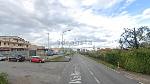 capannone in affitto a Montecorvino Pugliano