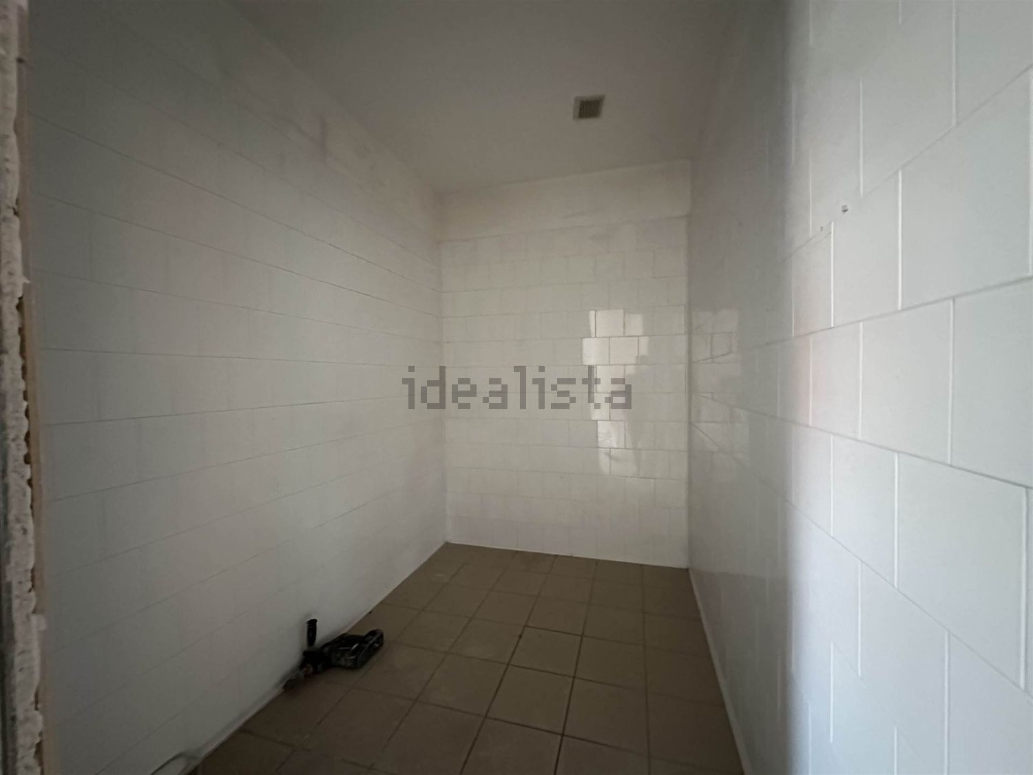 locale commerciale in affitto a Montecorvino Pugliano in zona Bivio Pratole