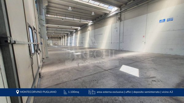 locale commerciale in affitto a Montecorvino Pugliano