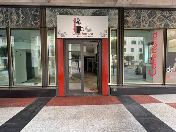 negozio in affitto a Nocera Inferiore