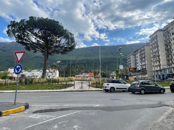 locale commerciale in affitto a Nocera Inferiore