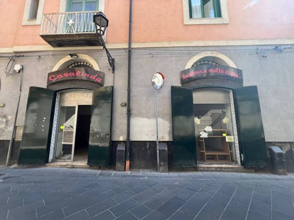 negozio in affitto a Nocera Inferiore