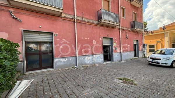 negozio in affitto a Nocera Inferiore