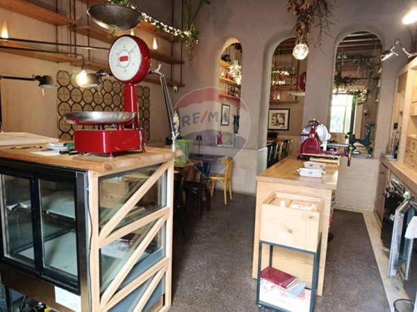 locale commerciale in affitto a Nocera Inferiore