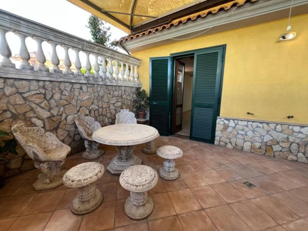 negozio in affitto a Nocera Inferiore