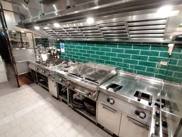 negozio in affitto a Nocera Inferiore