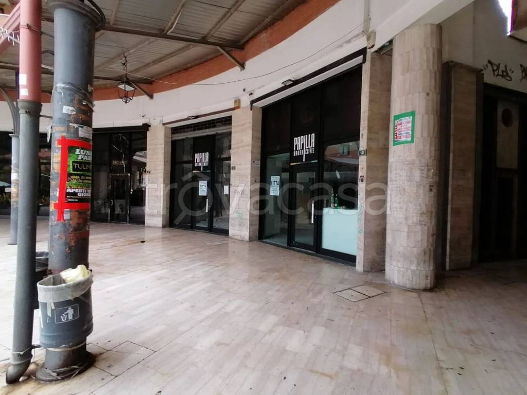 negozio in affitto a Nocera Inferiore