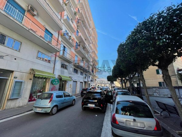 locale commerciale in affitto a Nocera Inferiore