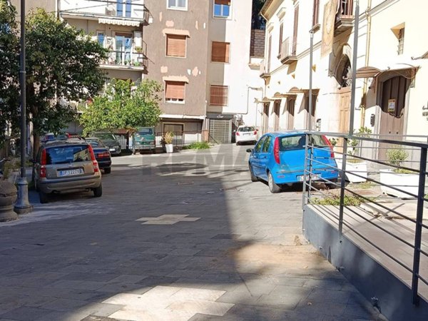 locale commerciale in affitto a Nocera Inferiore
