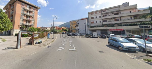 locale commerciale in affitto a Nocera Inferiore