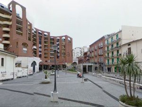 locale commerciale in affitto a Nocera Inferiore