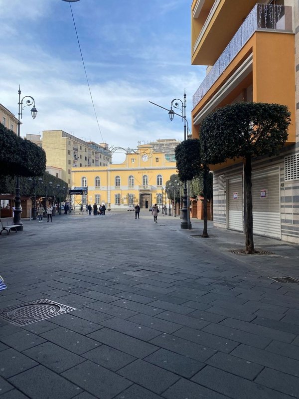 locale commerciale in affitto a Nocera Inferiore