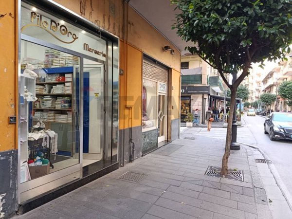 locale commerciale in affitto a Nocera Inferiore