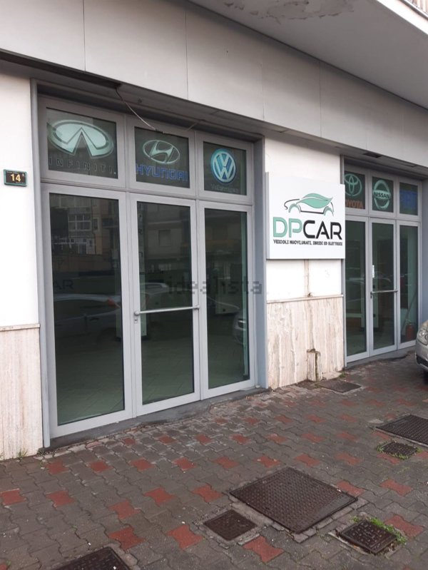 negozio in affitto a Nocera Inferiore