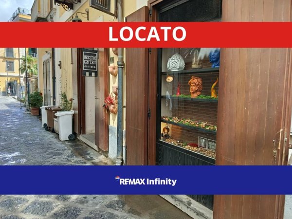 negozio in affitto a Nocera Inferiore