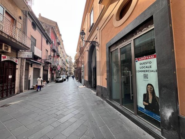 negozio in affitto a Nocera Inferiore