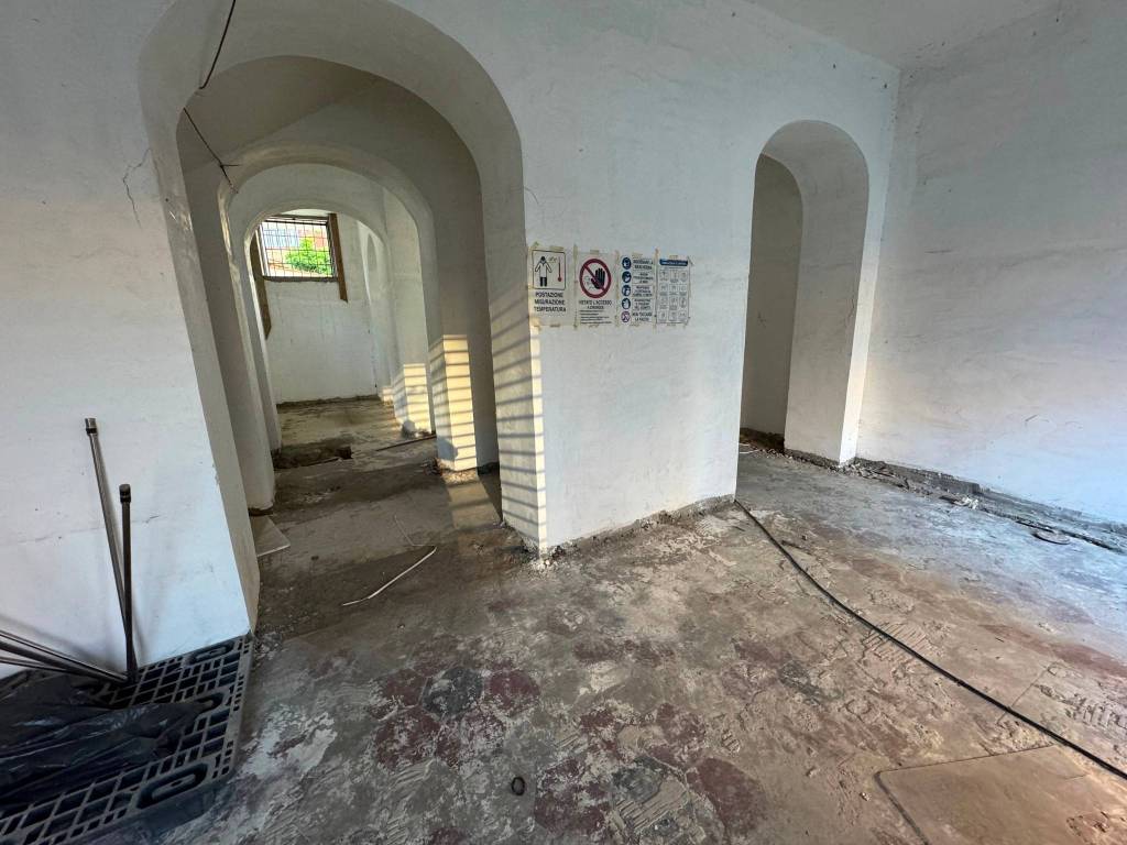 negozio in affitto a Nocera Inferiore