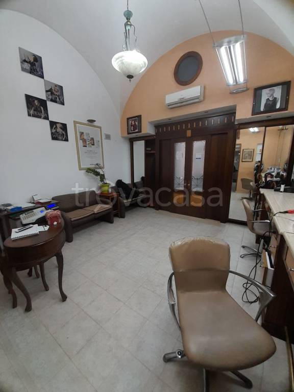negozio in affitto a Nocera Inferiore