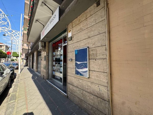 negozio in affitto a Nocera Inferiore
