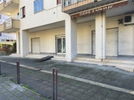 negozio in affitto a Nocera Superiore