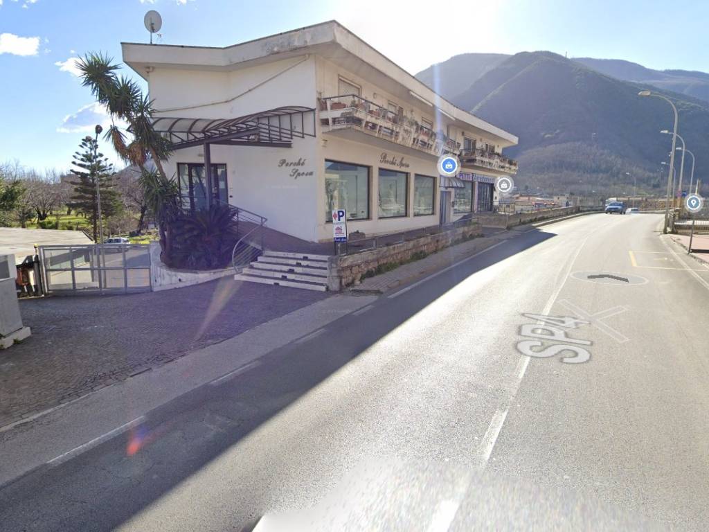 negozio in affitto a Nocera Superiore