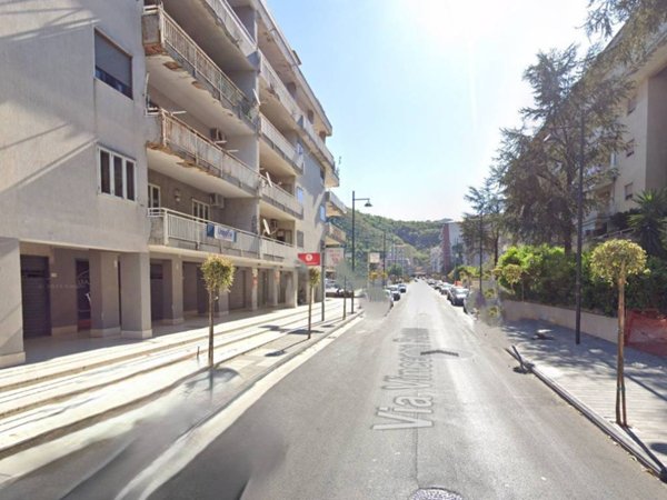 negozio in affitto a Nocera Superiore