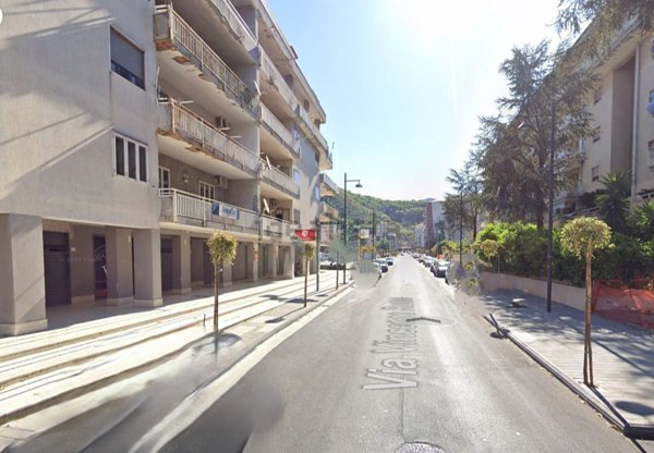 negozio in affitto a Nocera Superiore