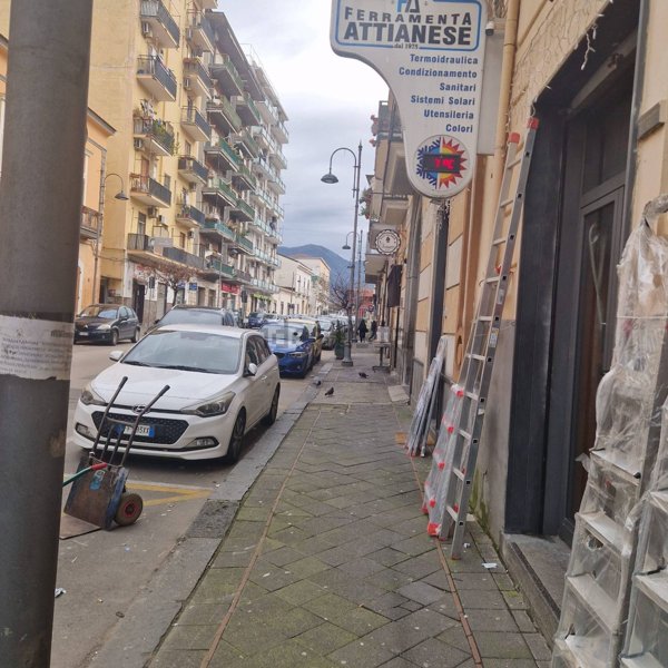 locale commerciale in affitto a Nocera Superiore