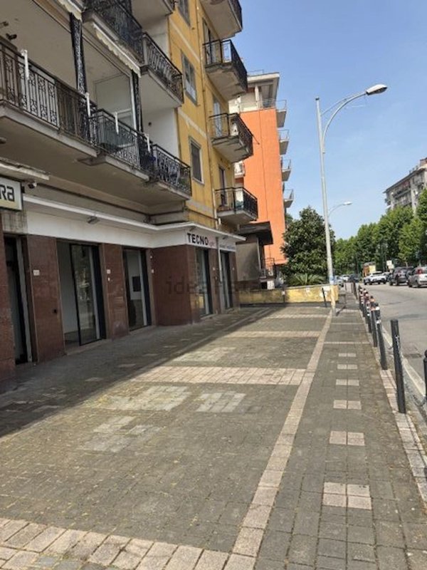 locale commerciale in affitto a Nocera Superiore