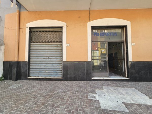 negozio in affitto a Nocera Superiore in zona San Clemente