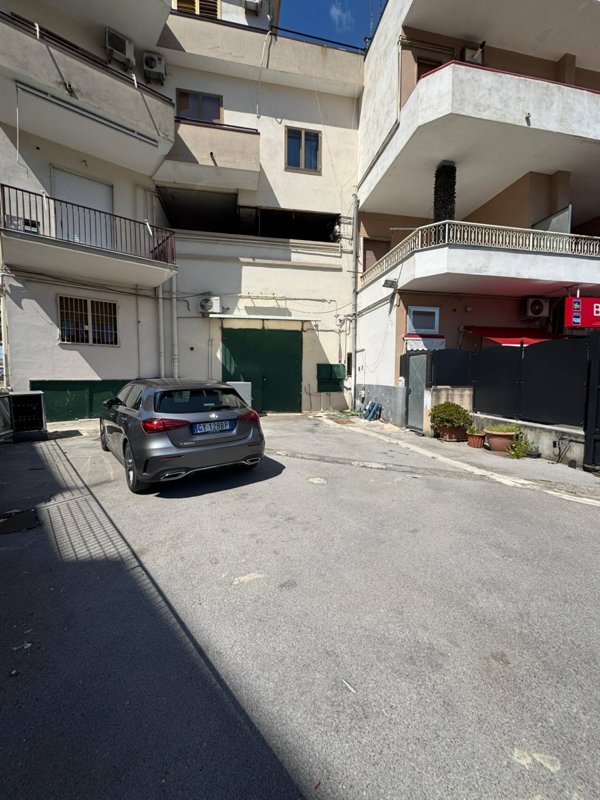 locale di sgombero in affitto a Pagani