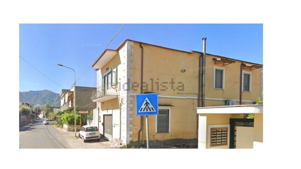 locale commerciale in affitto a Pagani