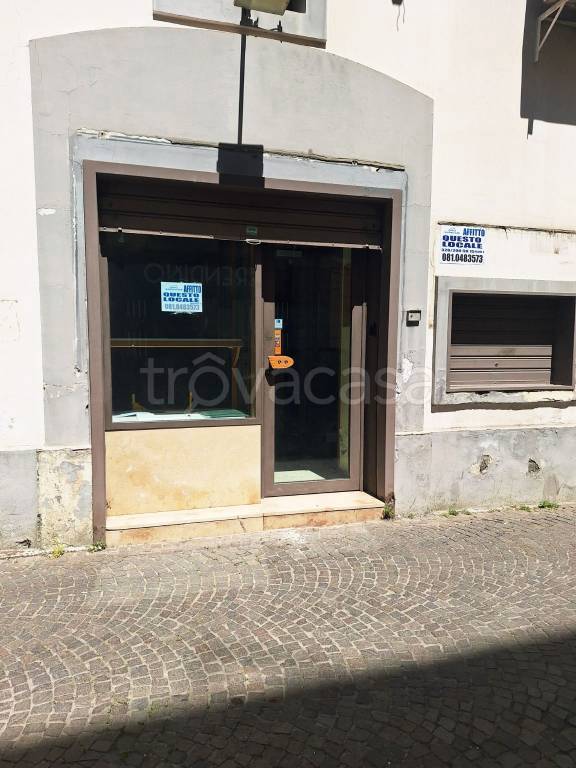 negozio in affitto a Pagani