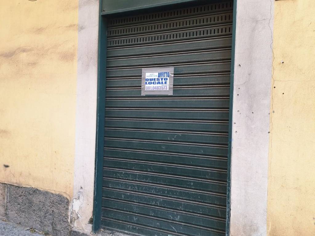 negozio in affitto a Pagani